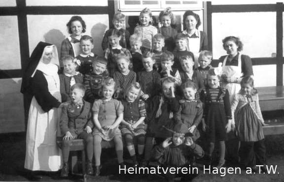 KIndergartengruppe um 1950