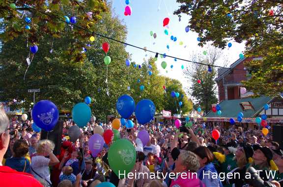 Luftballonstart bei der Eröffnung der Hagener Kirmes 2014